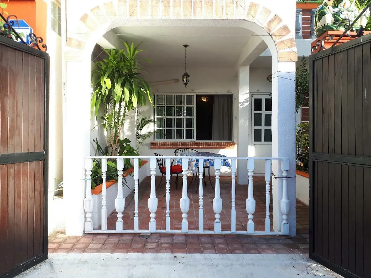 Casa De Las Ranas Otel Puerto Morelos Daire