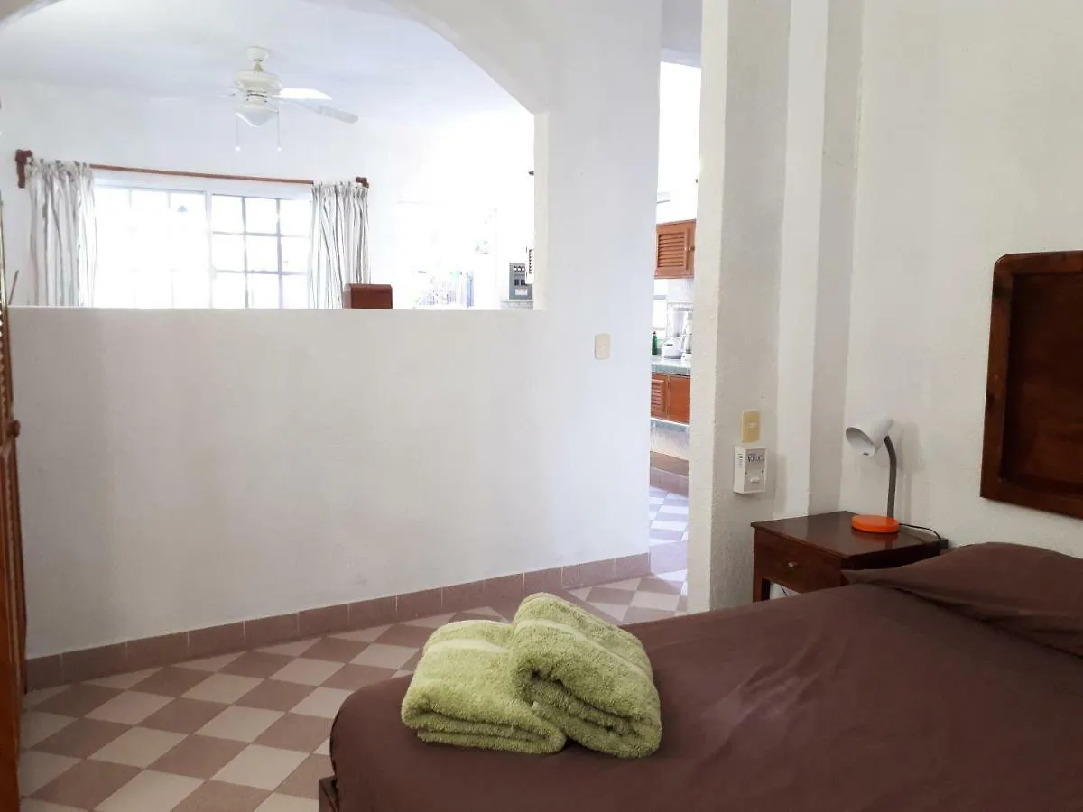Casa De Las Ranas Otel Puerto Morelos