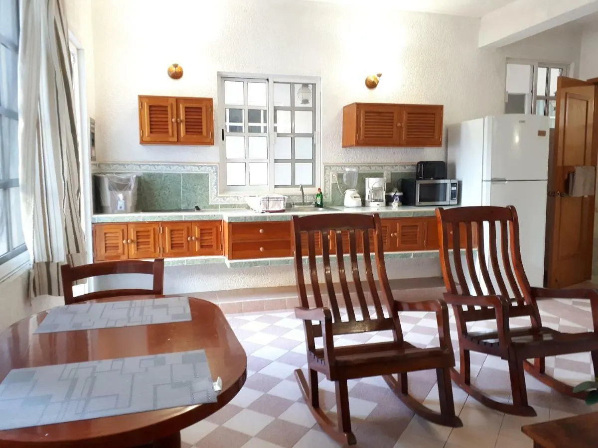 Casa De Las Ranas Otel Puerto Morelos