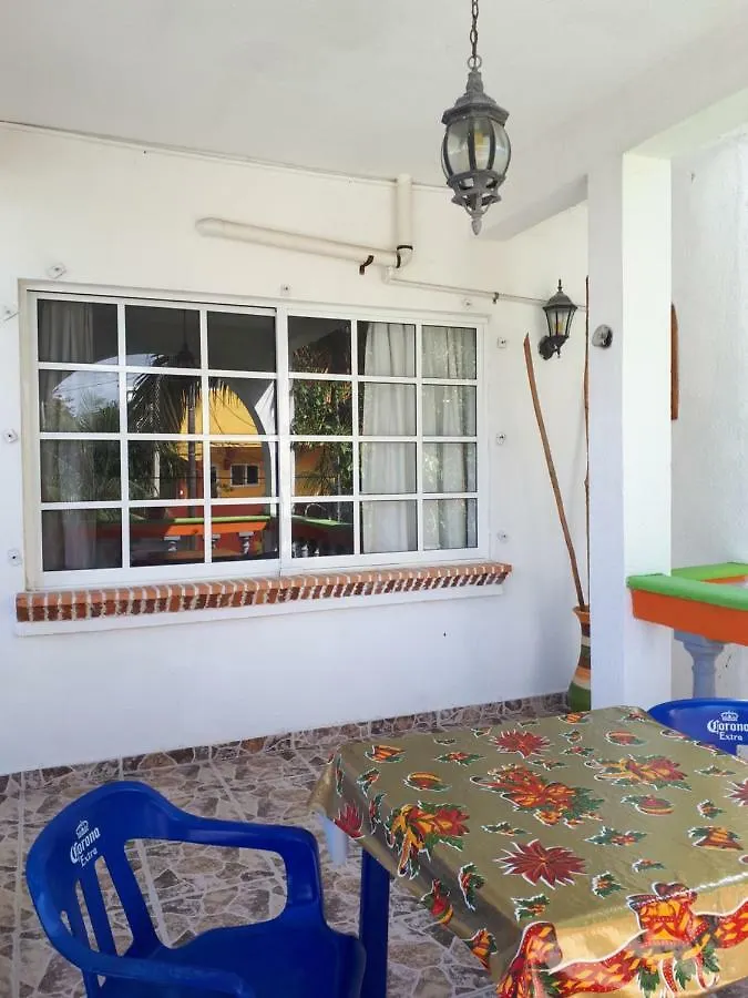 Casa De Las Ranas Otel Puerto Morelos